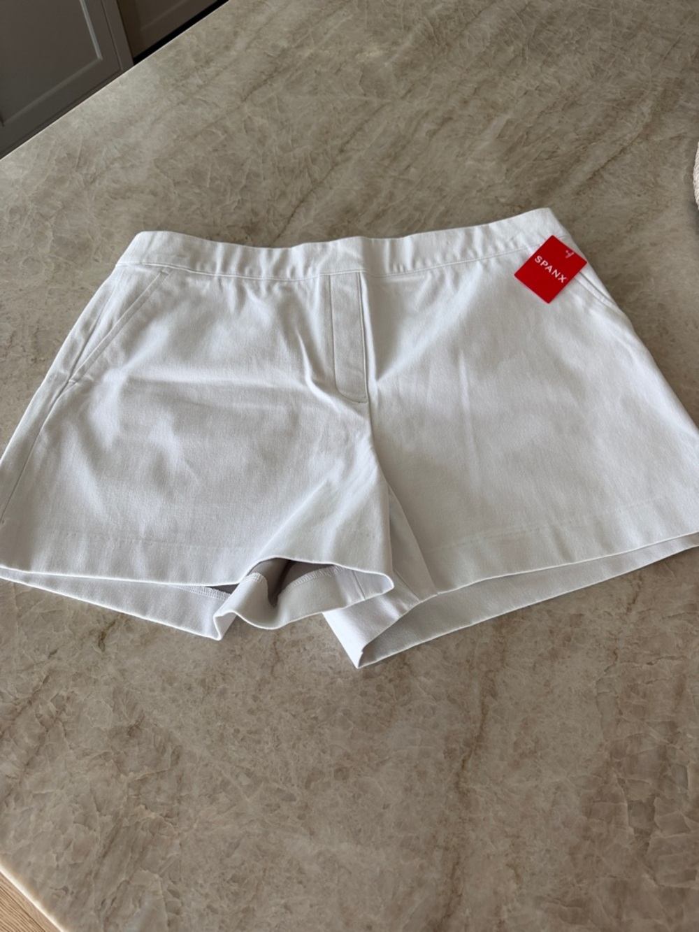 Spanx Shorts Silver Lining 4" Classic White Shorts Size XL New with Tags Pull On - Picture 4 of 13